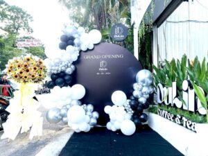 Backdrop-khai-truong-mau-tron