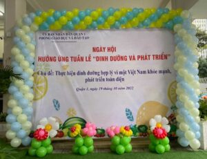 trang-tri-bong-xoan-2-mau