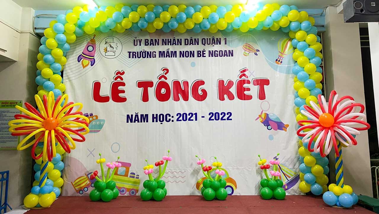 trang-tri-tong-ket-bong-xoan-2-mau