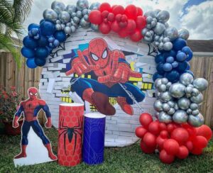 trang-tri-thoi-noi-chu-de-spiderman-doc-dao-long-an