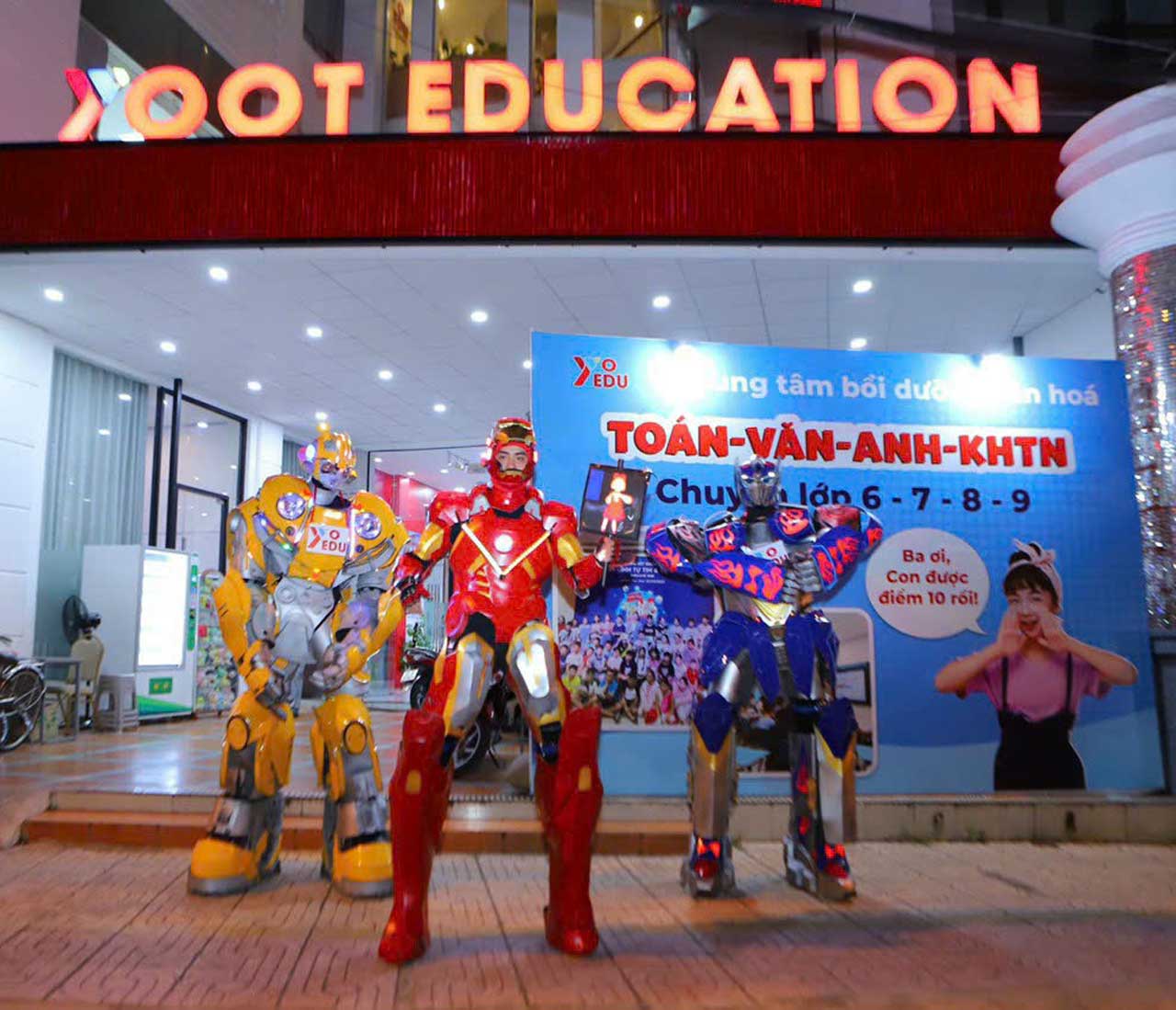 robot-khong-lo-bieu-dien