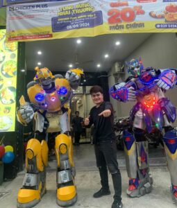 dich-vu-robot-le-khai-giang-mam-hoc-moi