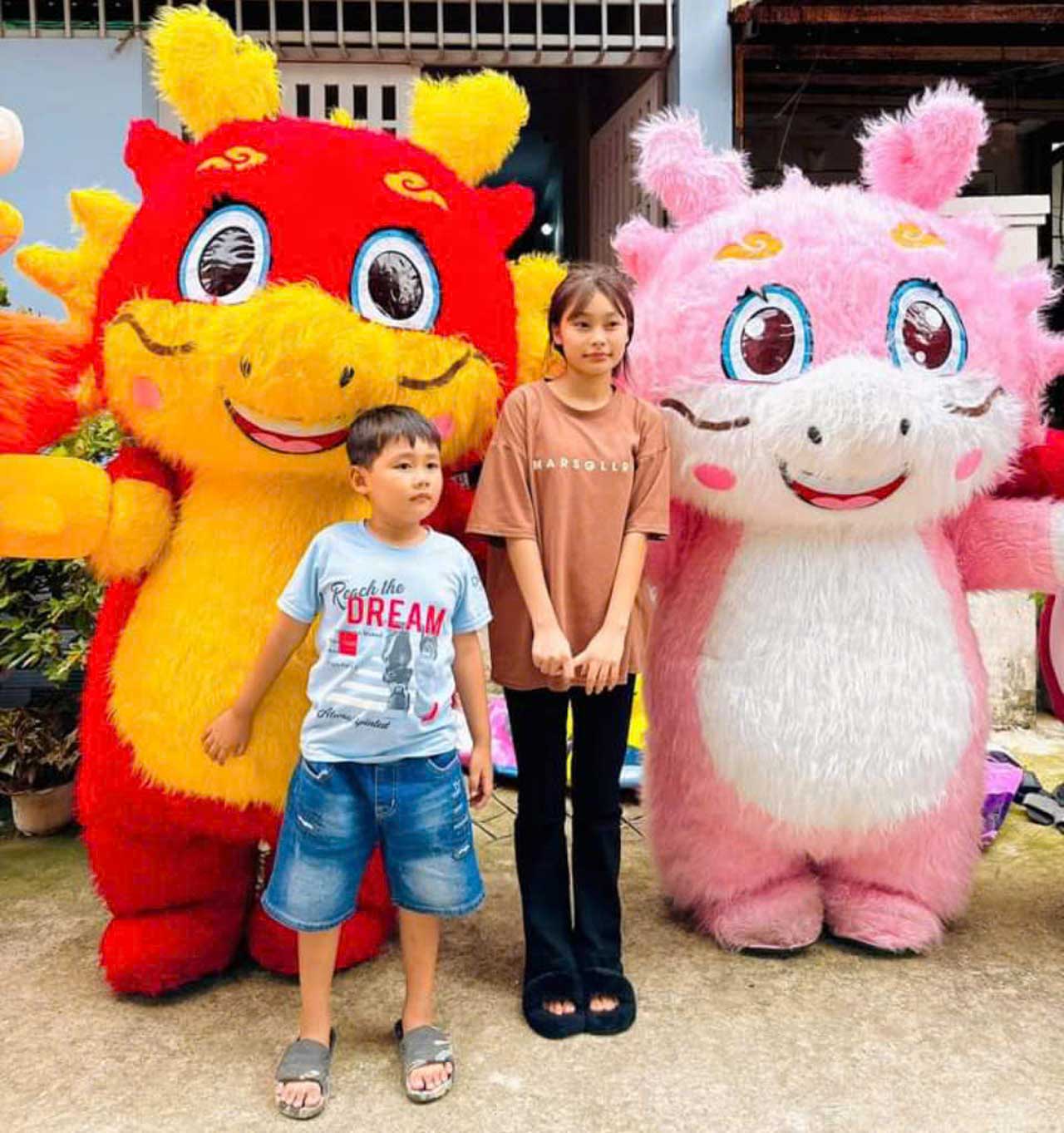 dich-vu-cho-thue-mascot
