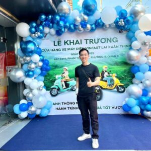 mau-trang-tri-backdrop-khai-truong