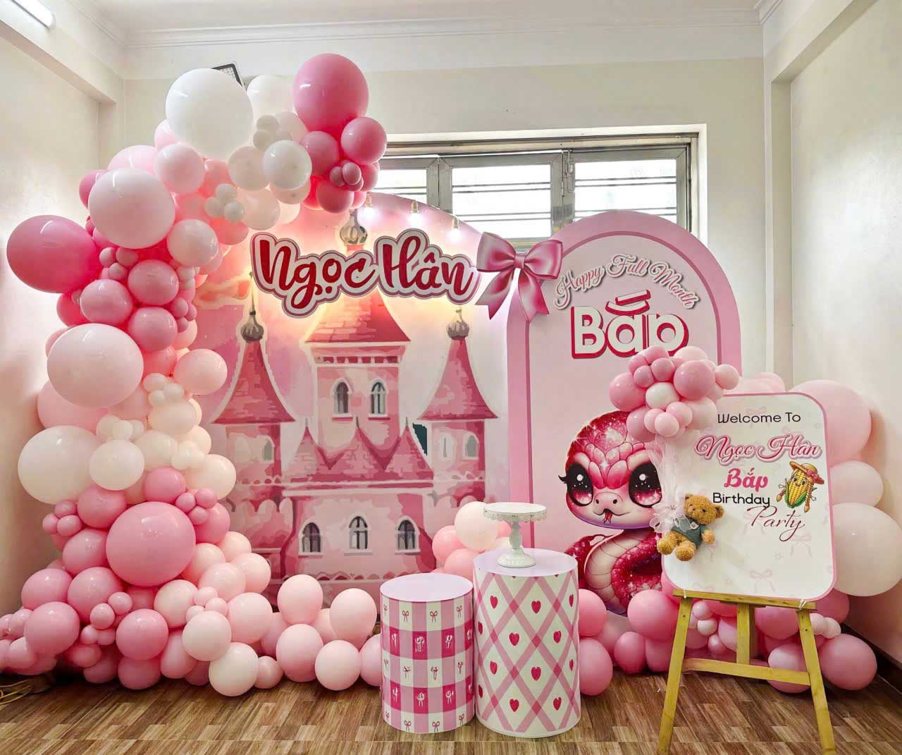 Trang trí thôi nôi bé tuổi rắn màu hồng trang-tri-thoi-noi-be-gai-tuoi-ran