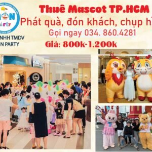 thue-mascot-khai-truong-phat-qua-don-khach